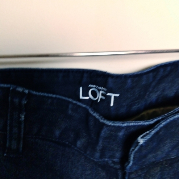 LOFT Dark Wash Modern Flare Jeans Size 2 - Picture 6 of 8